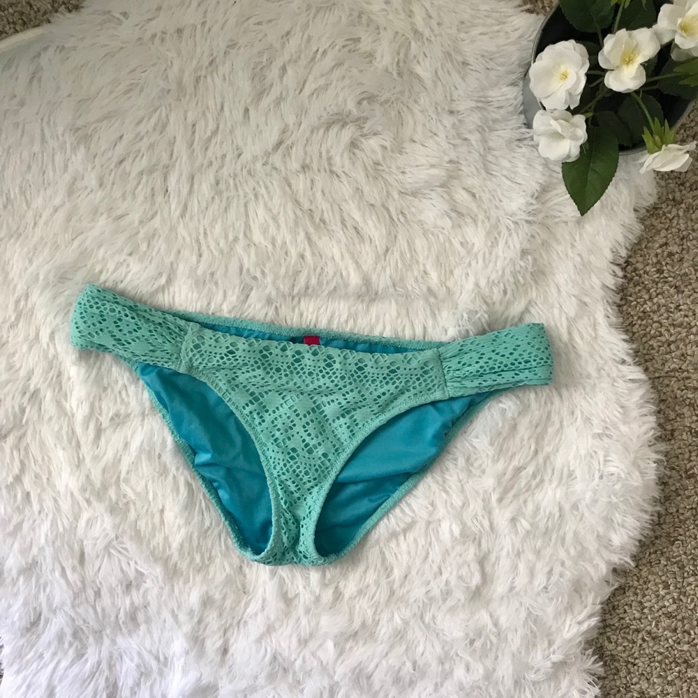 Victoria’s Secret Women bikini bottom size M